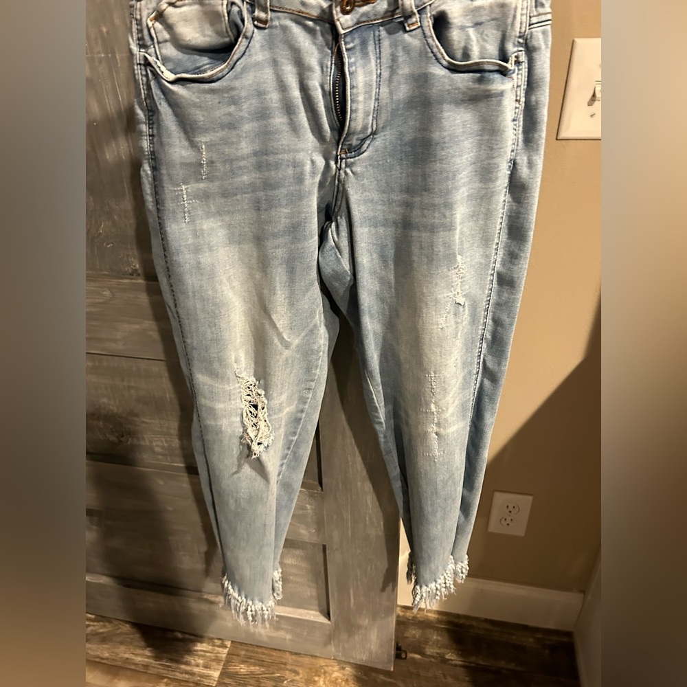 L & B ragged ankle length jeans size 10